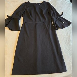 Elegant Tommy Hilfiger Black Bell-Sleeve Women's Dress